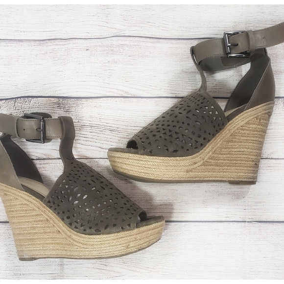 Marc Fisher Olive Hasina Platform Wedge - Picture 5 of 7